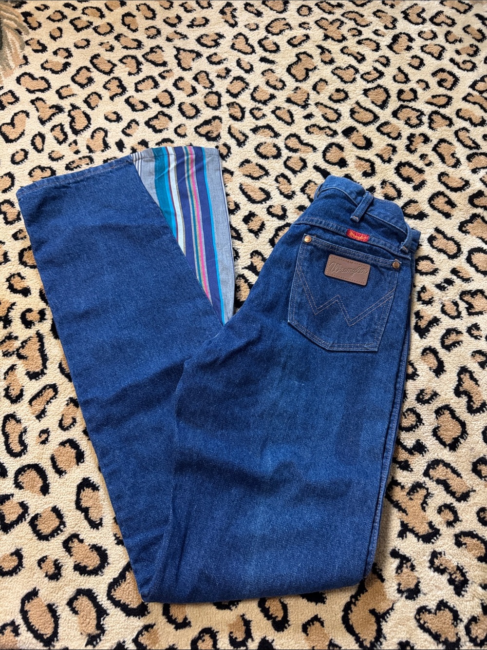 Wrangler Blue Jeans with Western Bell Bottom
